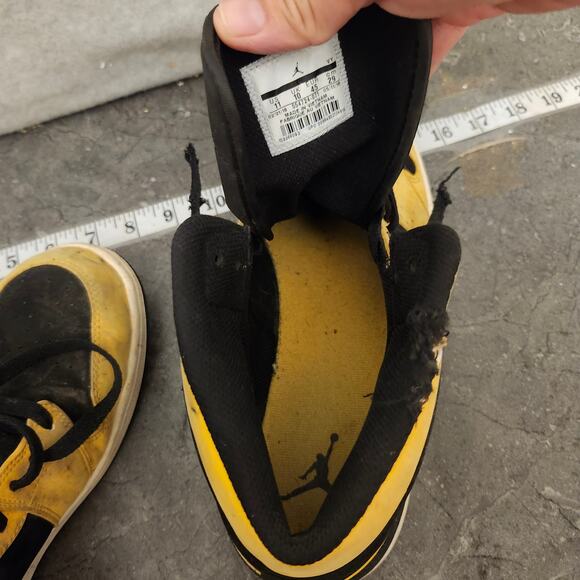 Nike Air Jordan 1 Retro Mid Reverse New Love Black Gold 554724 071 Men's Size 11 - Picture 7 of 8